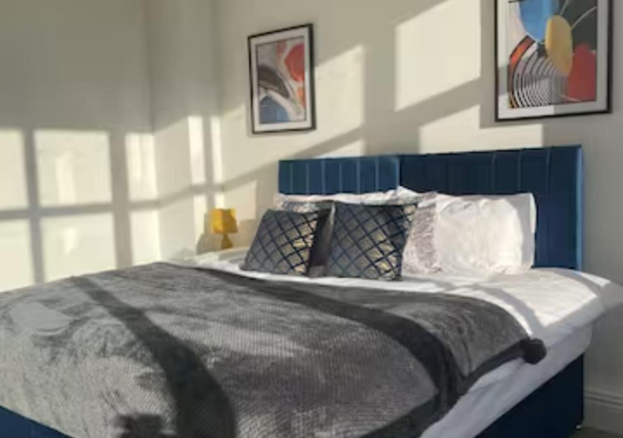 2 Bedroom Apartment - Flitwick - Contractor Friendly - Tourist Ready - Full Kitchen - Wifi - Smart Tv - Sofa Bed - Free Parking - Ideal For Short Or Long Stays מראה חיצוני תמונה